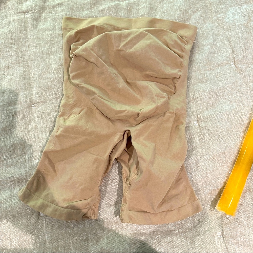 Skims maternity shapewear L/XL